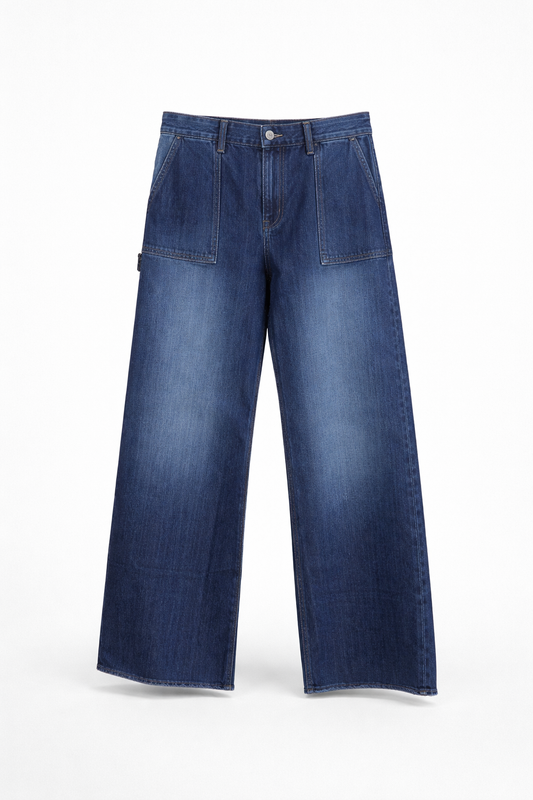 women baggy jeans